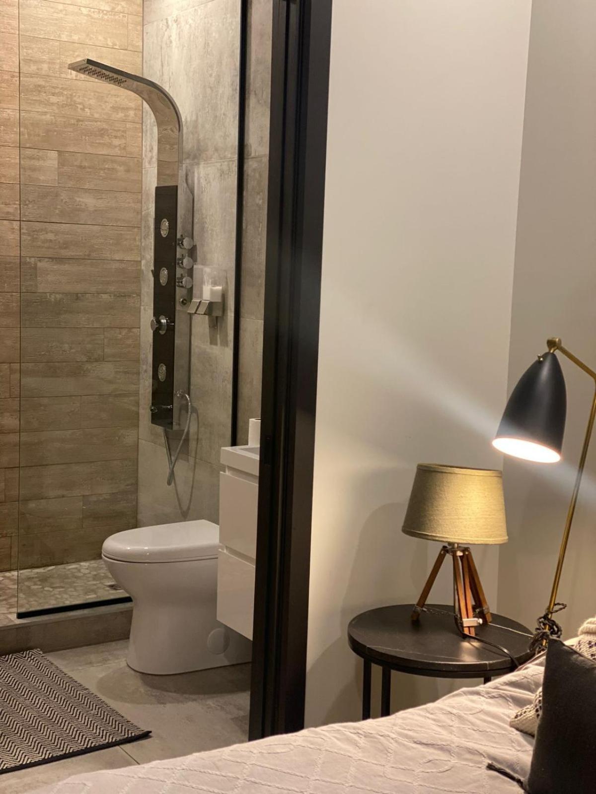 Private Room & Private Bathroom In Le Plateau 蒙特利尔 外观 照片